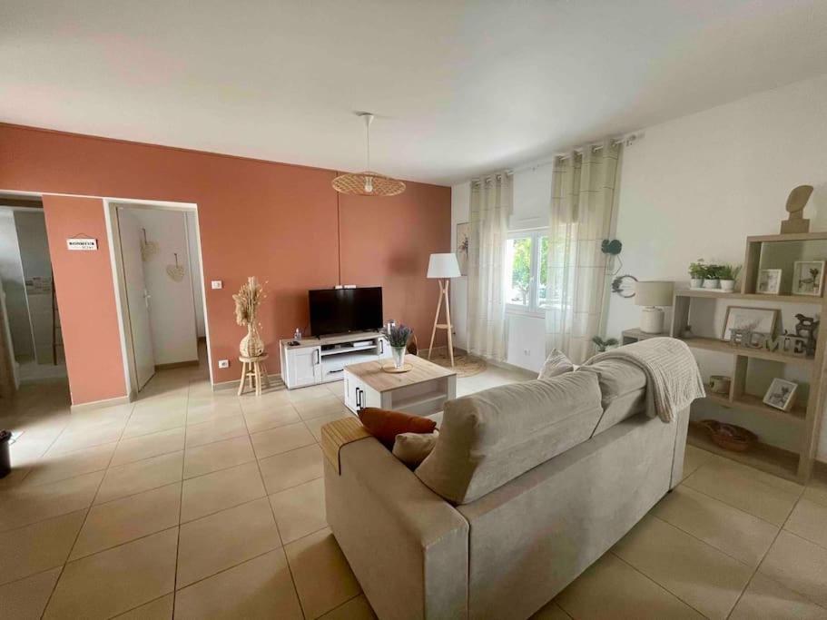 T2 Refait A Neuf Calme Et Agreable Apartamento Narbona Exterior foto