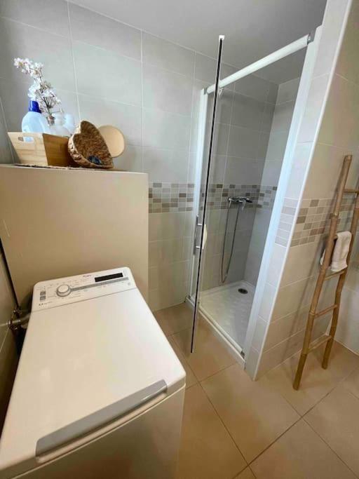 T2 Refait A Neuf Calme Et Agreable Apartamento Narbona Exterior foto