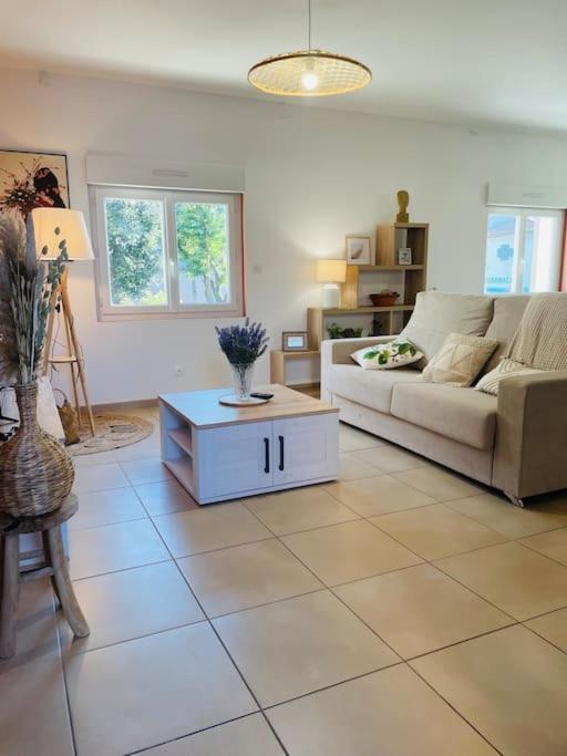 T2 Refait A Neuf Calme Et Agreable Apartamento Narbona Exterior foto