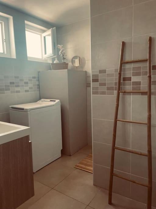 T2 Refait A Neuf Calme Et Agreable Apartamento Narbona Exterior foto